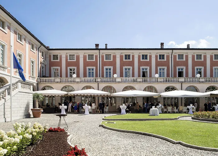 Villa Fenaroli Palace Hotel